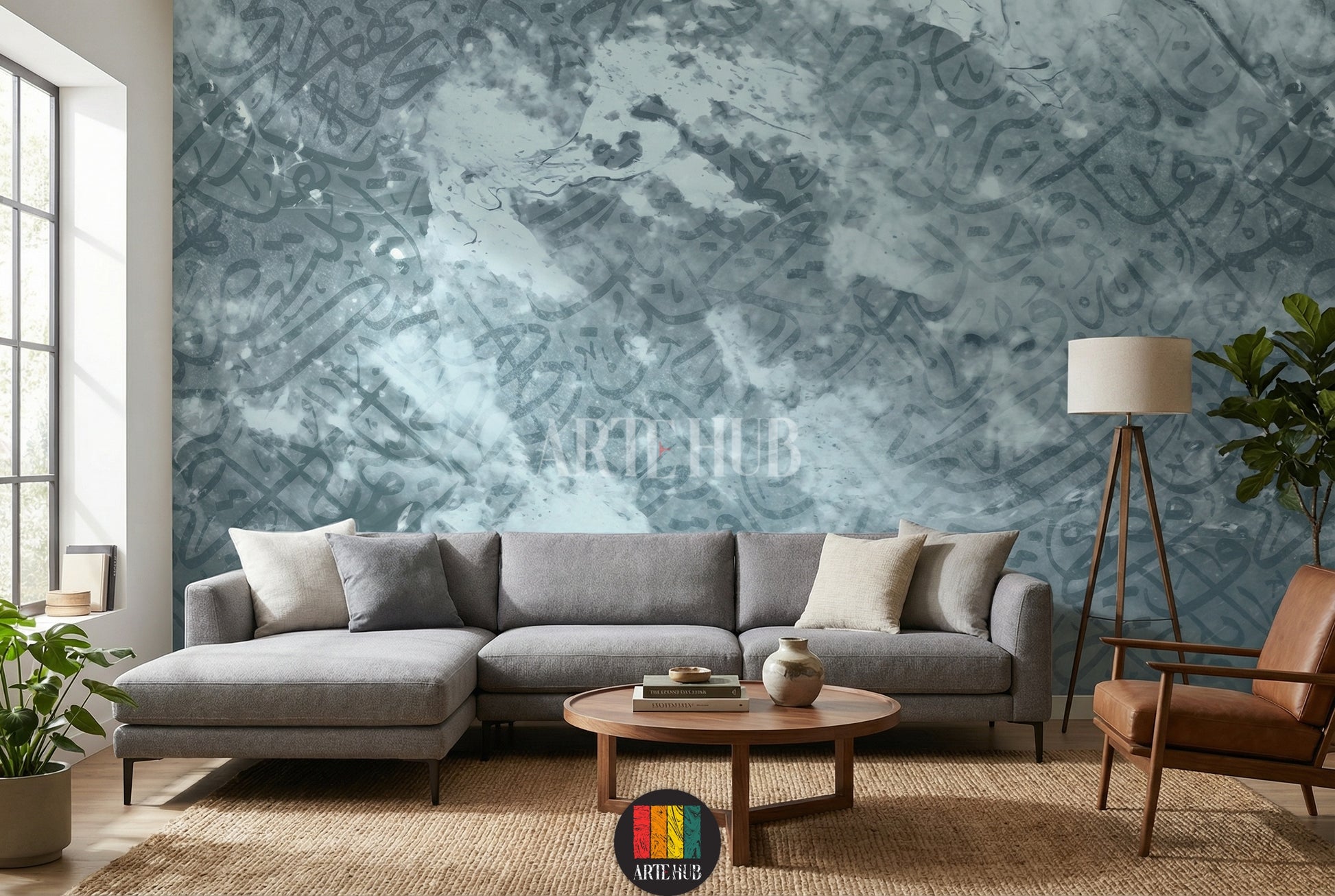 A modern bedroom featuring a prominent wallpaper with abstract Arabic calligraphy in shades of blue and grey, creating a serene artistic atmosphere. Ideal wall decor for homes in Egypt.
غرفة نوم عصرية تحتوي على ورق حائط مميز بفن الخط العربي التجريدي بدرجات الأزرق والرمادي، مما يخلق أجواء فنية هادئة. مثالي لديكور حوائط المنازل في مصر.
room: living room