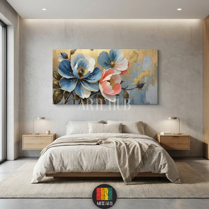  A large horizontal canvas wall art by Artehub featuring vibrant blue and pink flowers with luxury gold accents, ideal for a modern Egyptian style living room.

 تابلوه كانفاس كبير من Artehub يضم أزهاراً زرقاء ووردية مع لمسات ذهبية فاخرة، مثالي لتنسيق ديكور المنازل المودرن في مصر.