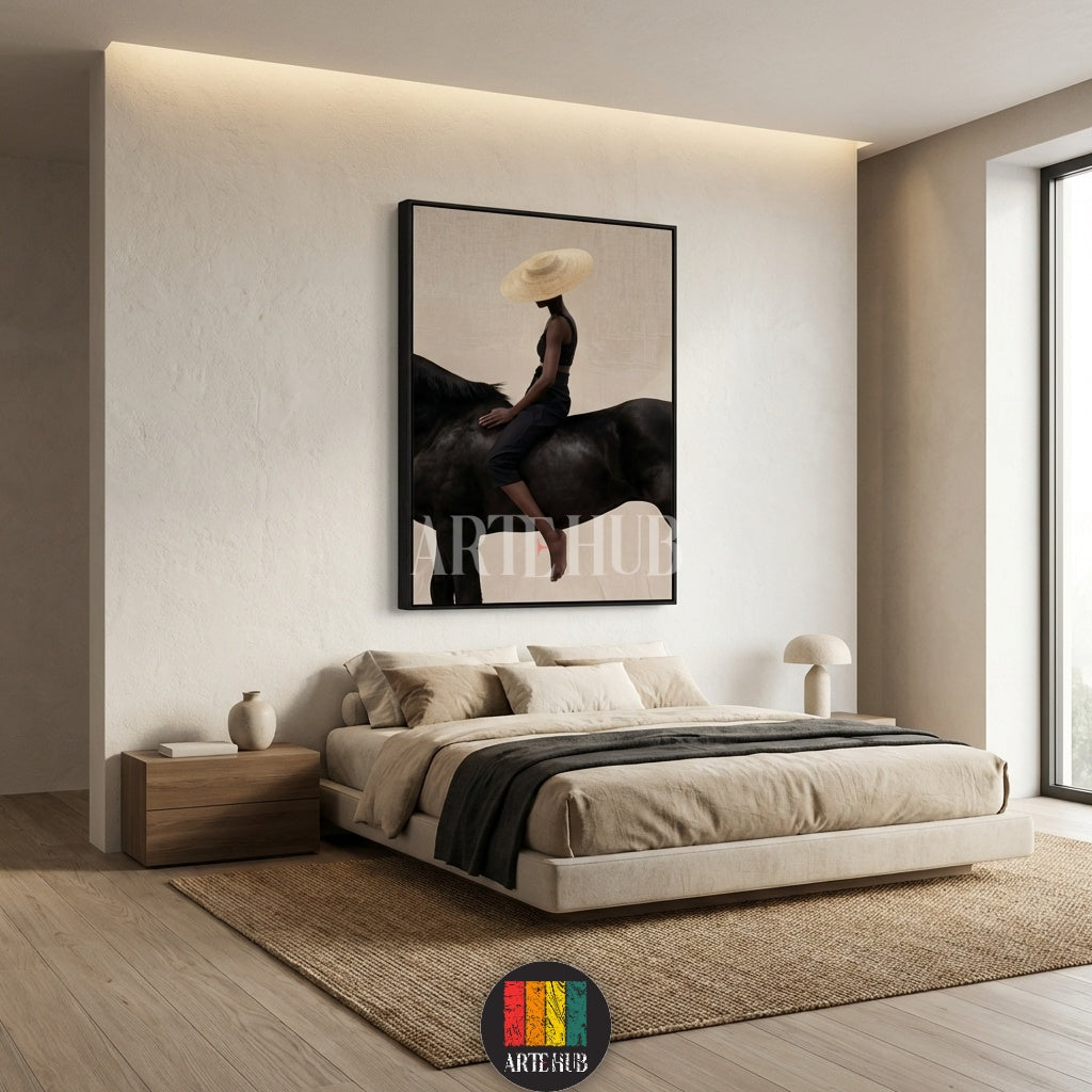  A minimalist modern canvas from Artehub featuring a woman in a straw hat riding a black horse, perfect for wall art in Egypt and contemporary home decor.

 تابلوه كانفاس مودرن من Artehub يصور امرأة ترتدي قبعة تركب حصاناً أسود، مثالي لديكور الحائط في مصر ولمحبي الخيل.