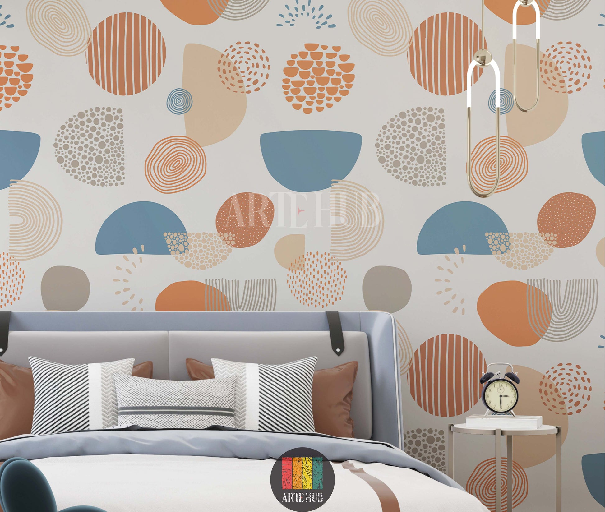 A modern bedroom featuring abstract geometric wallpaper in shades of orange, blue, beige, and grey. The wall art adds a contemporary touch to home decor in Egypt.
غرفة نوم عصرية تتميز بورق حائط بتصميمات هندسية مجردة بألوان برتقالي، أزرق، بيج، ورمادي. هذا الديكور الجداري يضيف لمسة عصرية للمنزل في مصر.
room: bedroom
