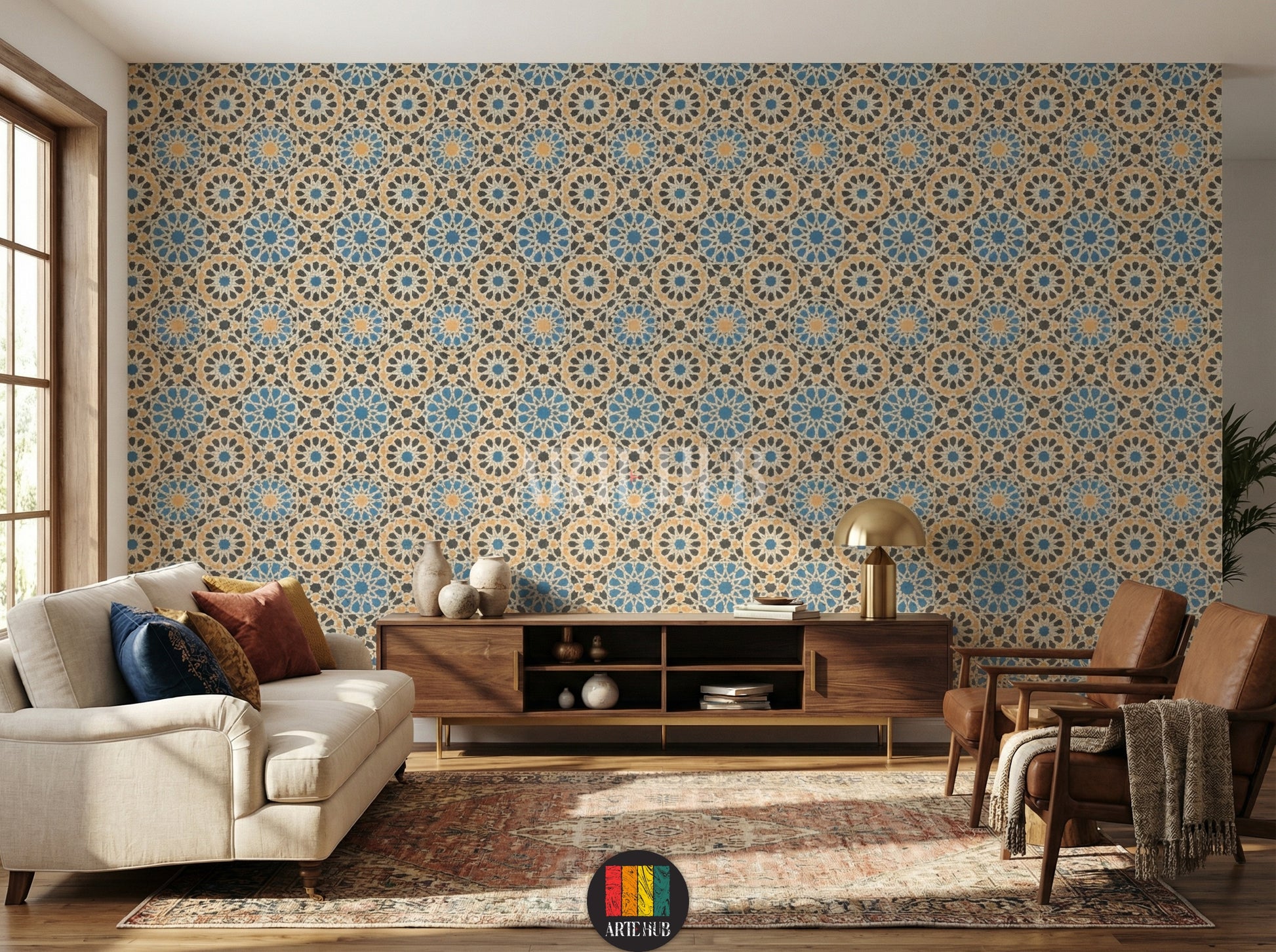 living room featuring a wall covered in Moresque geometric wallpaper with blue, yellow, and black Islamic patterns. The room includes a wooden side table, and two ornate brass lanterns, creating an elegant Egyptian-inspired decor.
غرفة معيشة أنيقة بلمسة مصرية، تتميز بورق حائط موريسكي بتصميمات هندسية إسلامية زرقاء وصفراء وسوداء. تتضمن الغرفة سرير بيج وطاولة جانبية خشبية وفانوسين نحاسيين، مما يخلق ديكوراً شرقياً فاخراً في مصر.
room: living room
