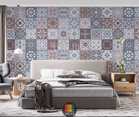Detailed view of a bedroom wall featuring intricate Moroccan tile pattern wallpaper in blue, grey, and brown, enhancing modern home decor in Egypt.
صورة مفصلة لحائط غرفة نوم مغطى بورق حائط بنقوش بلاط مغربي باللون الأزرق والرمادي والبني، مثالي لديكورات المنازل العصرية في مصر.
room: bedroom